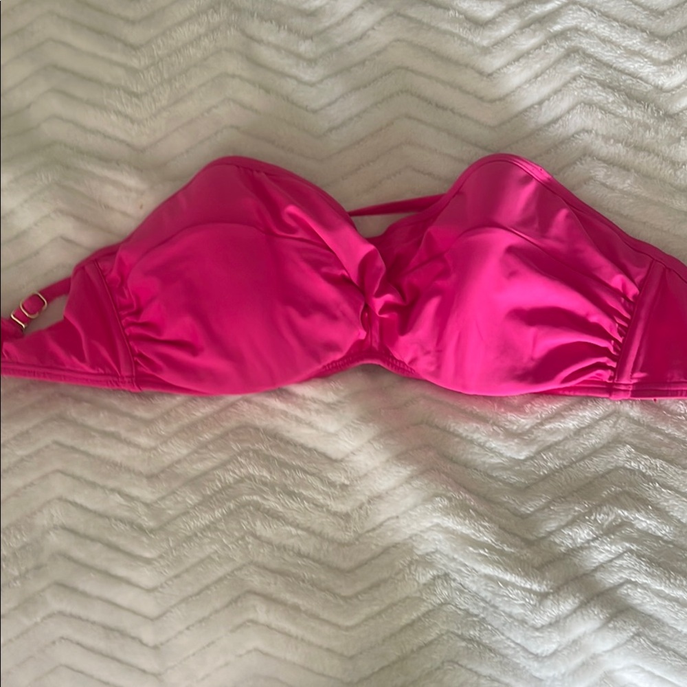 Vibrant Pink Bikini with Underwire and Ruched Cups